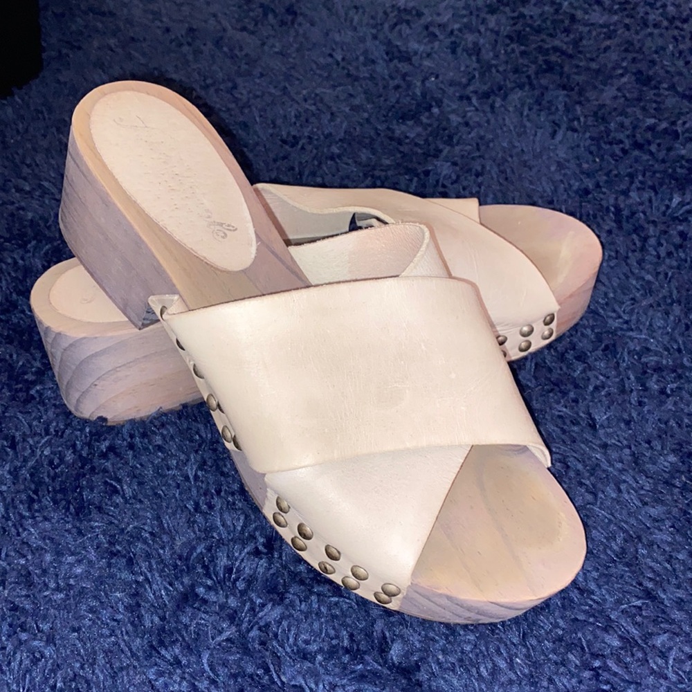 Free people leather and wooden sandal